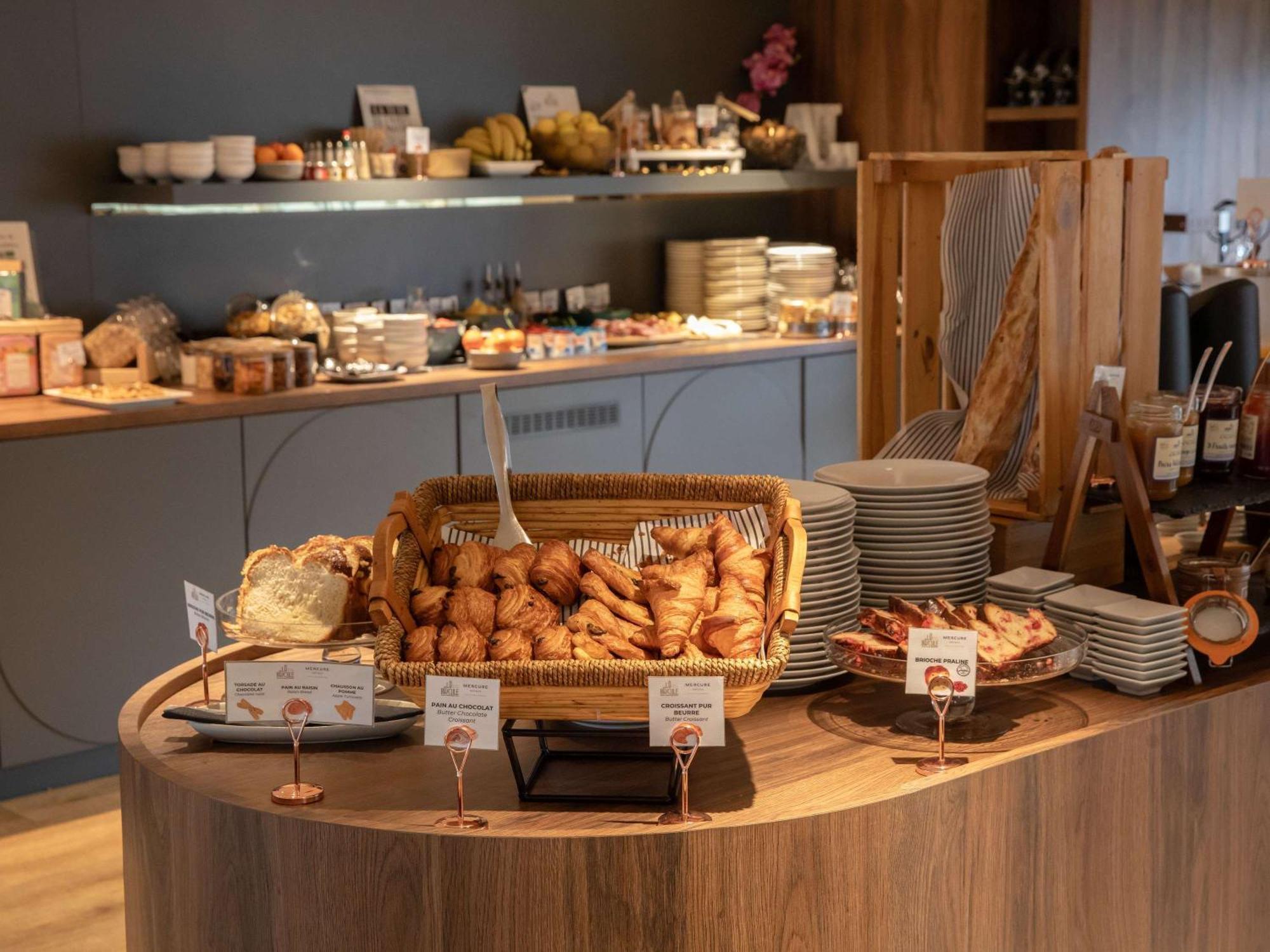 Hotel Mercure Lyon Centre Charpennes Villeurbanne Ngoại thất bức ảnh