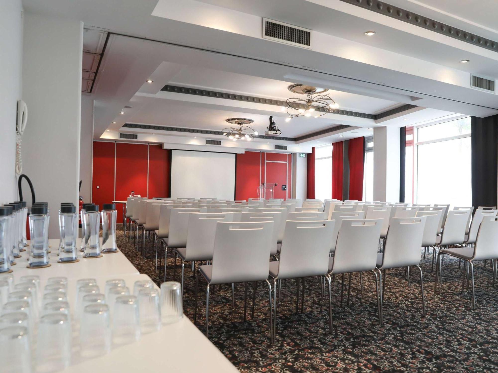Hotel Mercure Lyon Centre Charpennes Villeurbanne Ngoại thất bức ảnh