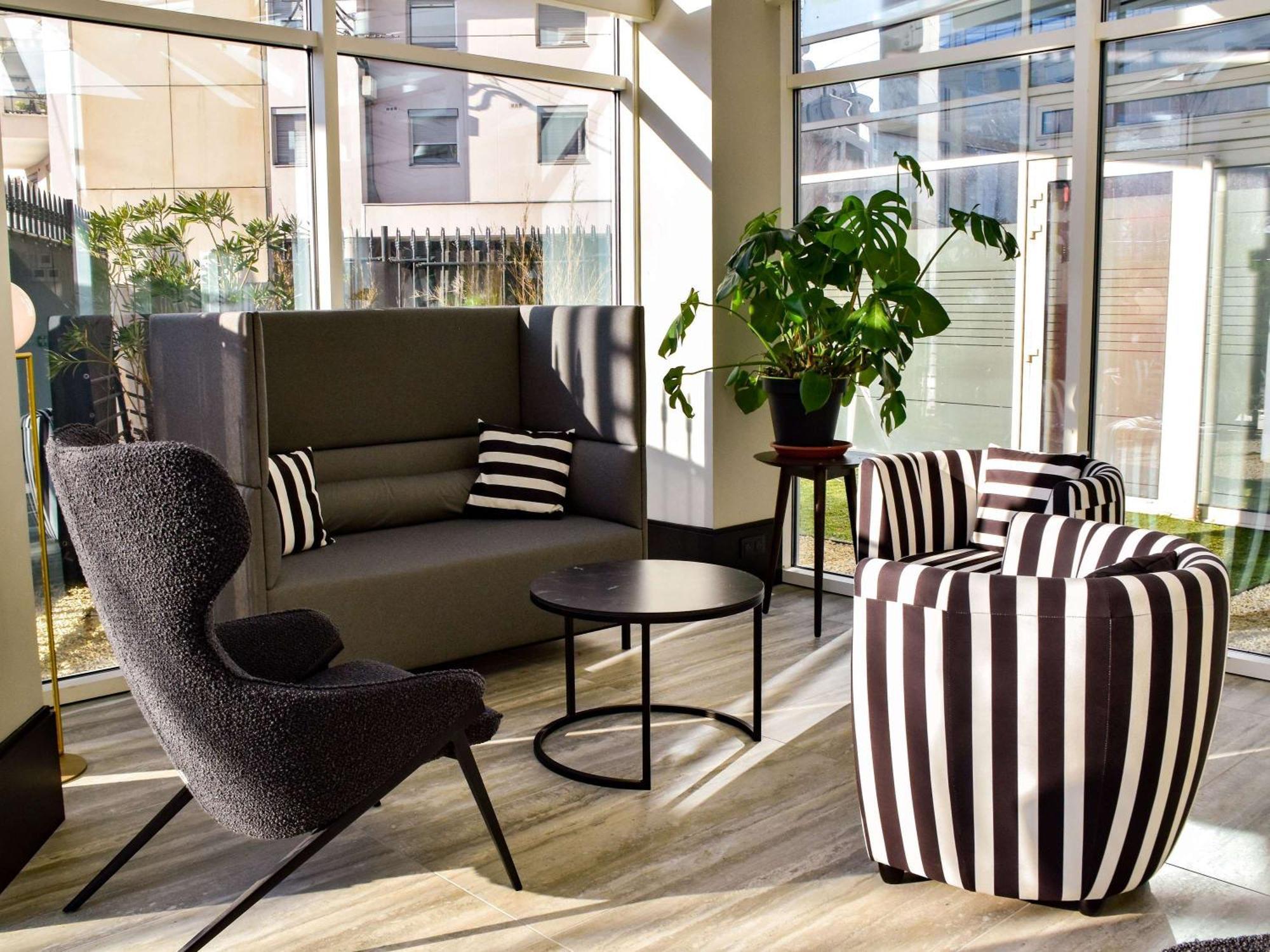 Hotel Mercure Lyon Centre Charpennes Villeurbanne Ngoại thất bức ảnh